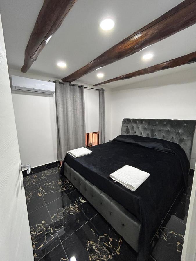 Giovanni Luxury Suites Neapel Exterior foto